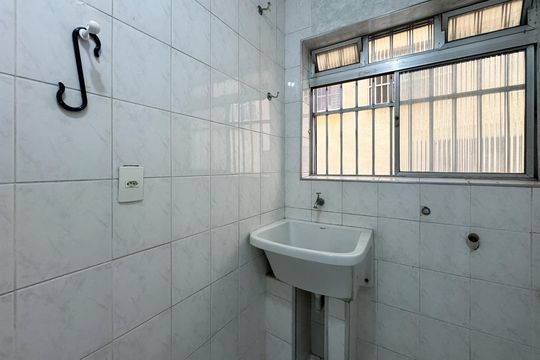 Área de Serviço de apartamento para alugar com 2 quartos, 62m² em Jardim Chácara Inglesa, São Bernardo do Campo
