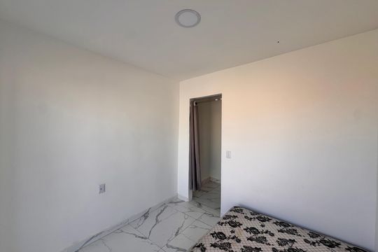 Quarto 1 de casa de condomínio para alugar com 2 quartos, 112m² em Vargem Pequena, Rio de Janeiro