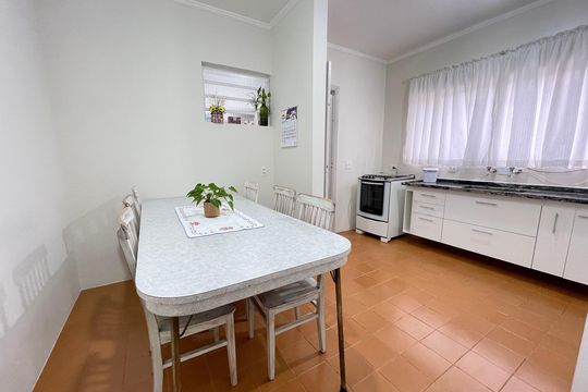 Cozinha de casa à venda com 4 quartos, 145m² em Jardim Ester Yolanda, São Paulo