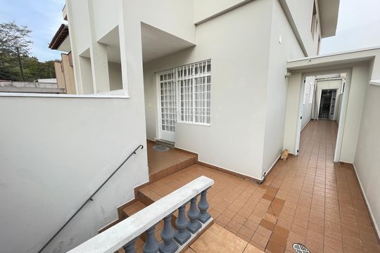 Varanda de casa à venda com 4 quartos, 145m² em Jardim Ester Yolanda, São Paulo