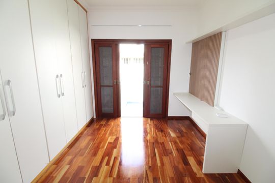 Quarto 2 de casa de condomínio para alugar com 4 quartos, 300m² em Jardim San Marino, São José dos Campos
