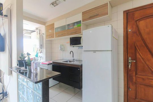 Cozinha de apartamento à venda com 2 quartos, 50m² em Vila Ema, São Paulo
