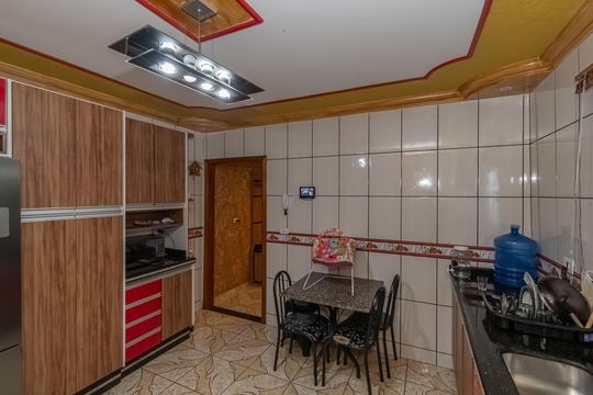 Cozinha  de casa à venda com 3 quartos, 135m² em Jardim Picerno Ii, Sumaré