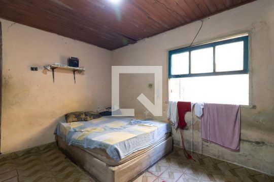Casa à venda com 5 quartos, 233m² em Parque Boturussu, São Paulo