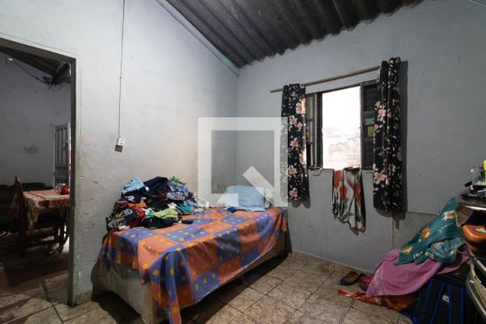 Casa à venda com 5 quartos, 233m² em Parque Boturussu, São Paulo