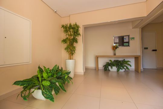 Entrada de apartamento à venda com 2 quartos, 54m² em Parque Viana, Barueri