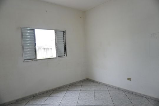 Casa para alugar com 3 quartos, 70m² em Vila Corberi, São Paulo