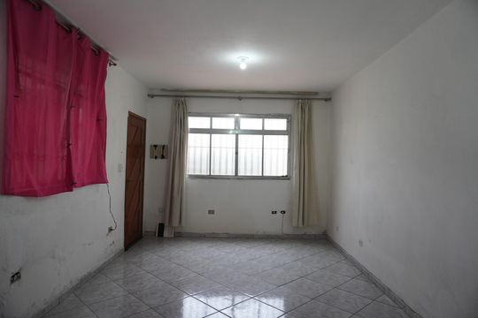 Casa para alugar com 3 quartos, 70m² em Vila Corberi, São Paulo