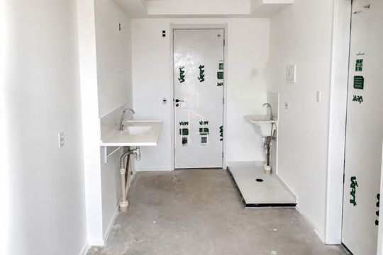 Foto 02 de apartamento à venda com 1 quarto, 27m² em Vila Congonhas, São Paulo