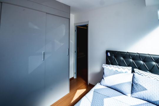 Quarto 1 de apartamento à venda com 2 quartos, 50m² em São Damião, Belo Horizonte