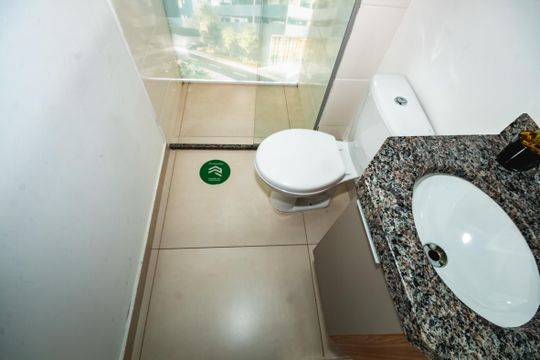 Banheiro Social de apartamento à venda com 2 quartos, 50m² em São Damião, Belo Horizonte