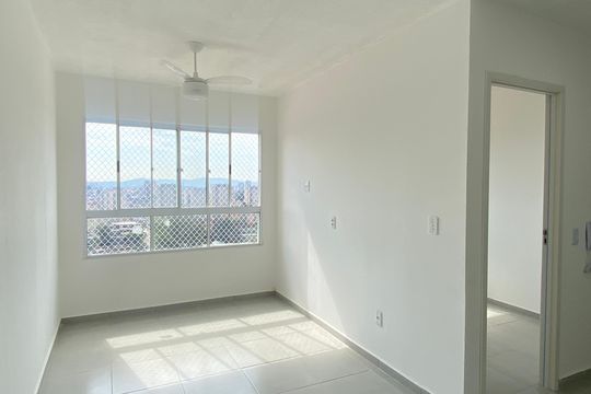 Sala de apartamento para alugar com 1 quarto, 39m² em Jardim Boa Vista (zona Oeste), Osasco