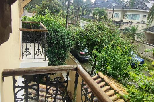 Varanda de casa de condomínio para alugar com 3 quartos, 360m² em Vargem Grande, Rio de Janeiro