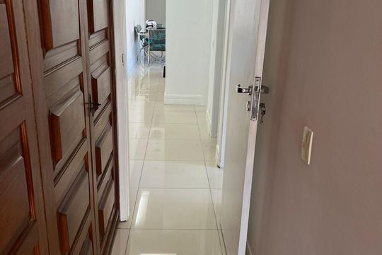 Corredor de apartamento para alugar com 3 quartos, 115m² em Tijuca, Rio de Janeiro