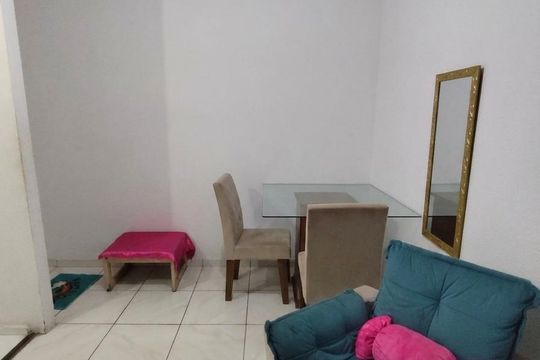 Sala de apartamento para alugar com 2 quartos, 50m² em Santa Cruz, Rio de Janeiro