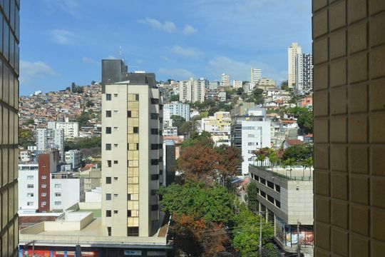 Vista de apartamento para alugar com 1 quarto, 40m² em Funcionários, Belo Horizonte