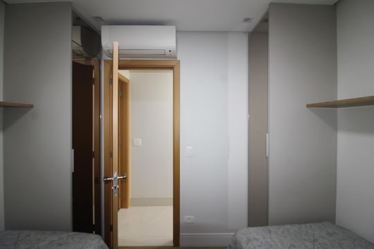 Quarto 1 de apartamento à venda com 2 quartos, 76m² em Santana, São Paulo