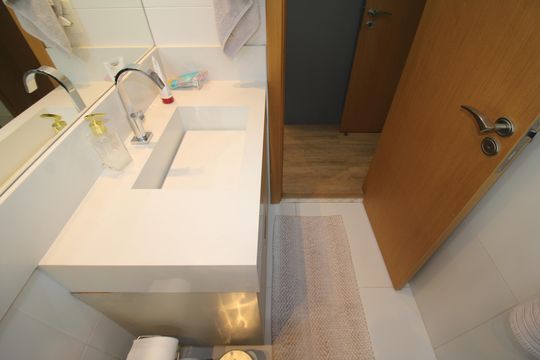 Banheiro de apartamento à venda com 2 quartos, 76m² em Santana, São Paulo