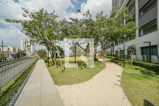 Condomínio  de apartamento para alugar com 2 quartos, 68m² em São Paulo, São Paulo