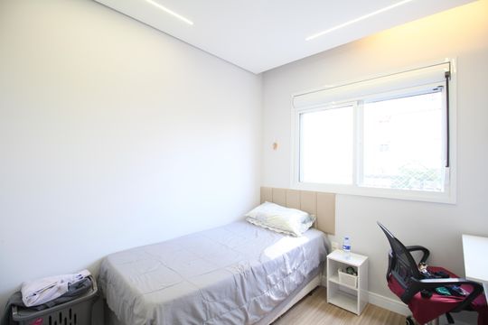 Quarto de apartamento à venda com 2 quartos, 64m² em Vila Andrade, São Paulo