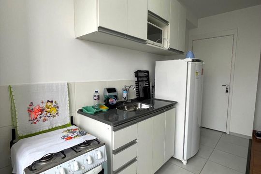 Cozinha de apartamento para alugar com 2 quartos, 37m² em Vila Inglesa, São Paulo