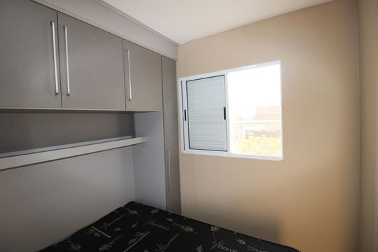 Quarto 2 de apartamento para alugar com 2 quartos, 39m² em Vila Brasil, São Paulo