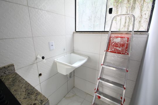 Cozinha e Área de Serviço de apartamento para alugar com 2 quartos, 60m² em Jacarepaguá, Rio de Janeiro