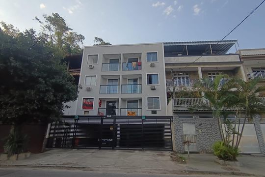 Fachada de apartamento para alugar com 2 quartos, 60m² em Jacarepaguá, Rio de Janeiro