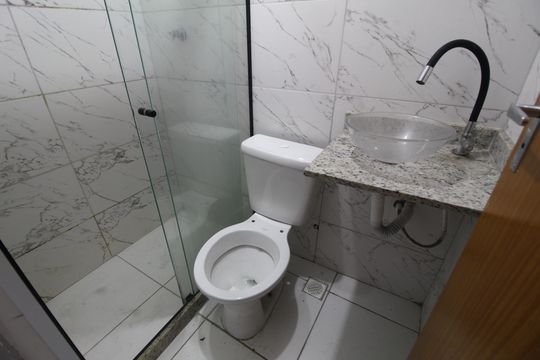 Banheiro Social de apartamento para alugar com 2 quartos, 60m² em Jacarepaguá, Rio de Janeiro