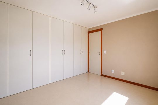 Quarto de apartamento para alugar com 1 quarto, 80m² em Bela Vista, Porto Alegre