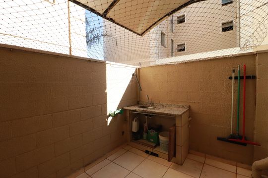 Varanda  de apartamento para alugar com 2 quartos, 42m² em Jardim Jose Sampaio Junior, Ribeirão Preto