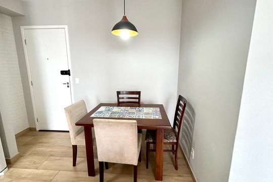 Sala de apartamento para alugar com 2 quartos, 43m² em Vila Itapegica, Guarulhos