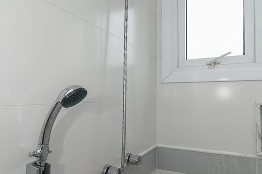 Banheiro Social de apartamento à venda com 3 quartos, 166m² em Moinhos de Vento, Porto Alegre