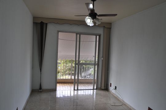 Apartamento para alugar com 2 quartos, 59m² em Tomás Coelho, Rio de Janeiro