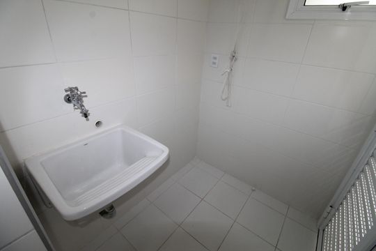 Área de Serviço de apartamento para alugar com 2 quartos, 74m² em Parque Residencial Aquarius, São José dos Campos