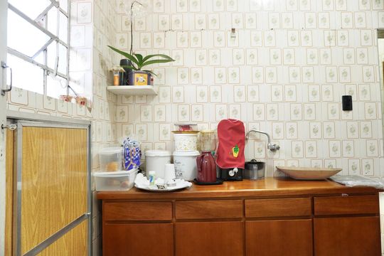 Cozinha de casa à venda com 4 quartos, 200m² em Sagrada Família, Belo Horizonte