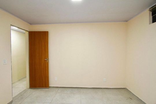 Quarto 2 de casa para alugar com 2 quartos, 52m² em Estrela do Oriente, Belo Horizonte