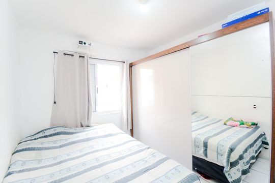 Quarto 2 de apartamento para alugar com 2 quartos, 58m² em Jardim Guilhermino, Guarulhos
