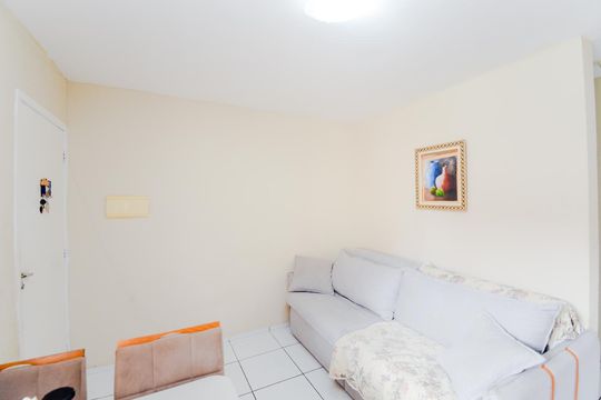 Sala de apartamento para alugar com 2 quartos, 58m² em Jardim Guilhermino, Guarulhos