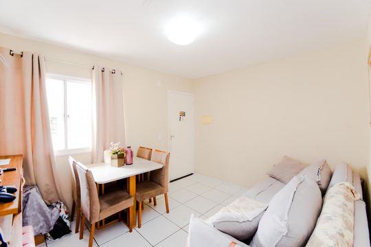 Apartamento para alugar com 2 quartos, 58m² em Jardim Guilhermino, Guarulhos