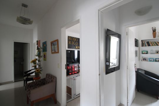 Corredor de casa de condomínio à venda com 5 quartos, 230m² em Freguesia (jacarepaguá), Rio de Janeiro