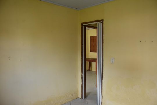 Quarto 1 de casa para alugar com 2 quartos, 42m² em Vila Princesa Izabel, Cachoeirinha