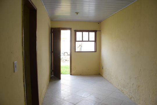 Sala de casa para alugar com 2 quartos, 42m² em Vila Princesa Izabel, Cachoeirinha