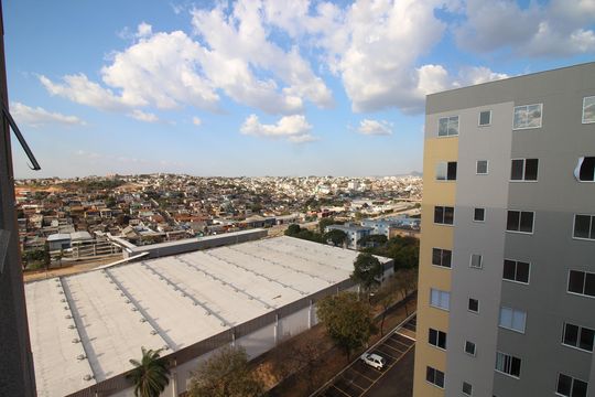 Vista de apartamento para alugar com 2 quartos, 54m² em Bairro da Glória, Contagem