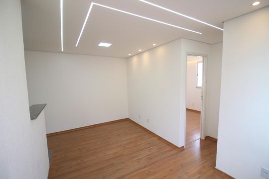 Sala de apartamento para alugar com 2 quartos, 54m² em Bairro da Glória, Contagem