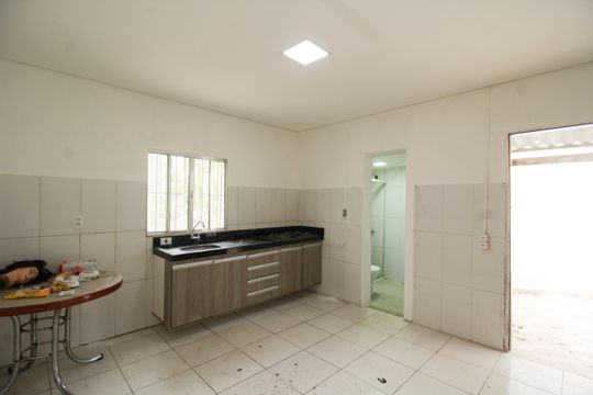 Sala / cozinha de casa para alugar com 1 quarto, 100m² em Vila Pereira Barreto, São Paulo