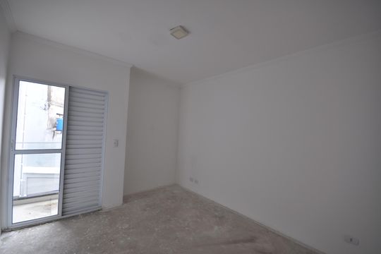 Quarto 1 de casa de condomínio para alugar com 2 quartos, 77m² em Vila Germinal, São Paulo