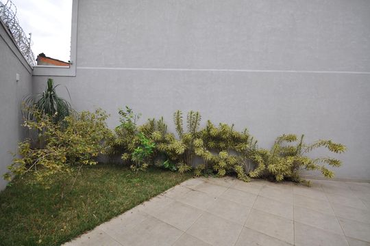 Área comum de casa de condomínio para alugar com 2 quartos, 77m² em Vila Germinal, São Paulo