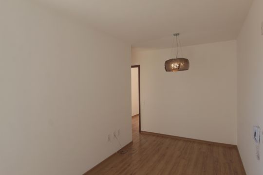 Sala de apartamento à venda com 2 quartos, 47m² em Juliana, Belo Horizonte
