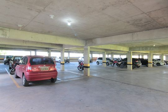 Garagem de apartamento à venda com 2 quartos, 47m² em Juliana, Belo Horizonte